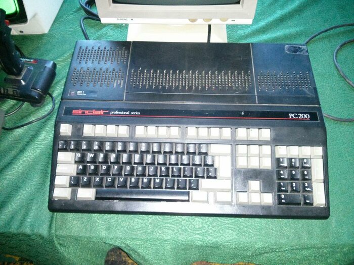 Sinclair PC200