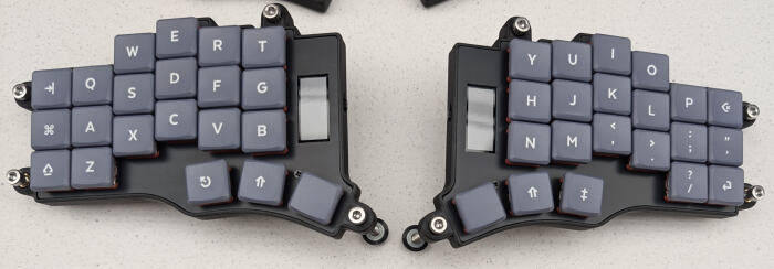 Similar split keyboard with tilt mounts and low profile keys